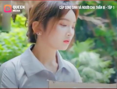 Xem Phim Cặp Song Sinh Và Người Cha Bí Ẩn 2024 (Trọn Bộ Tập 1,2,3,4,5 Thuyết Minh)